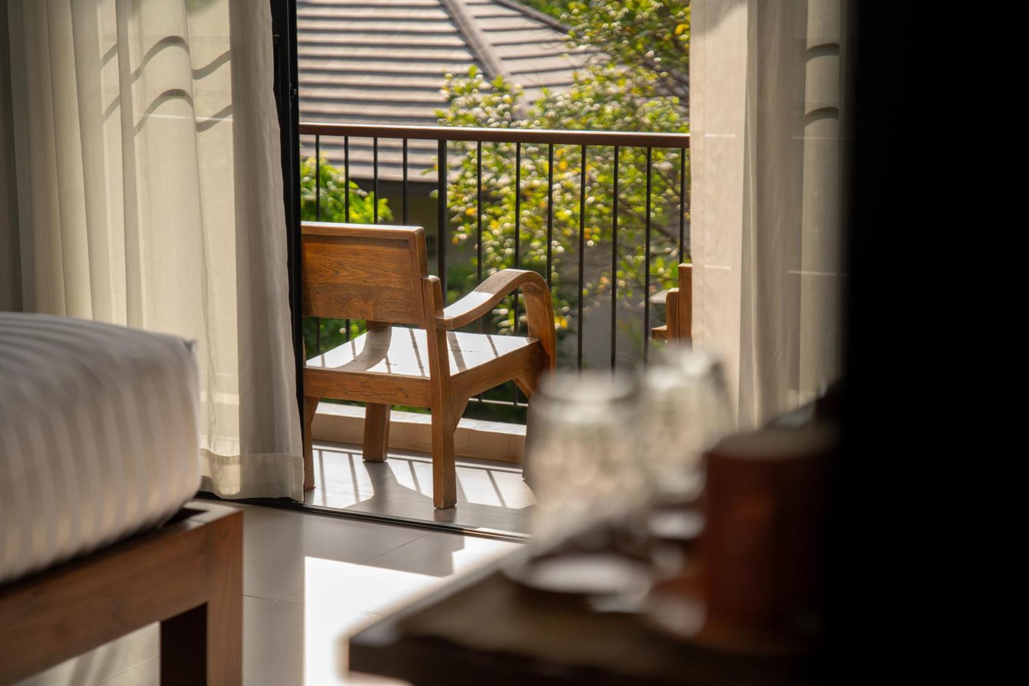 Ploen Pirom Otel Bangkok Dış mekan fotoğraf