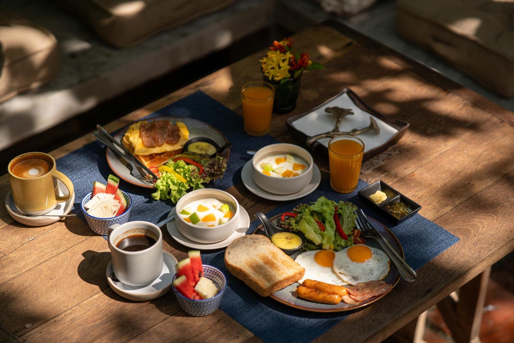 Ploen Pirom Otel Bangkok Dış mekan fotoğraf
