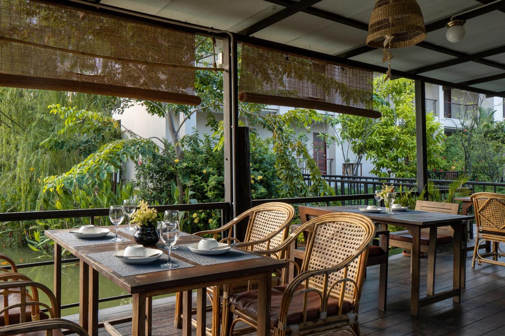 Ploen Pirom Otel Bangkok Dış mekan fotoğraf