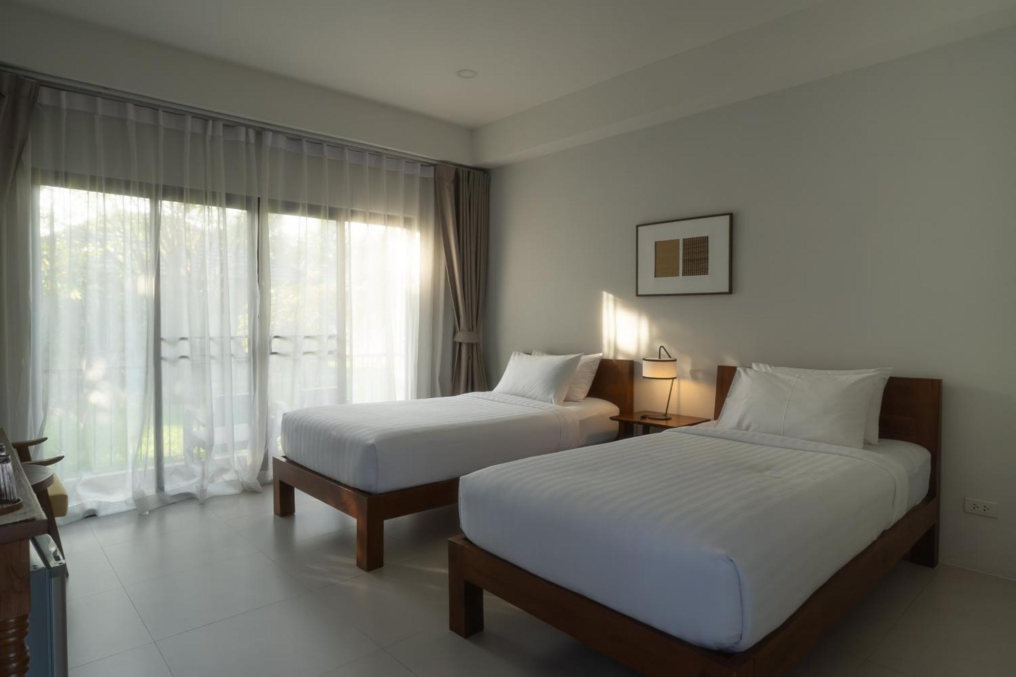 Ploen Pirom Otel Bangkok Dış mekan fotoğraf