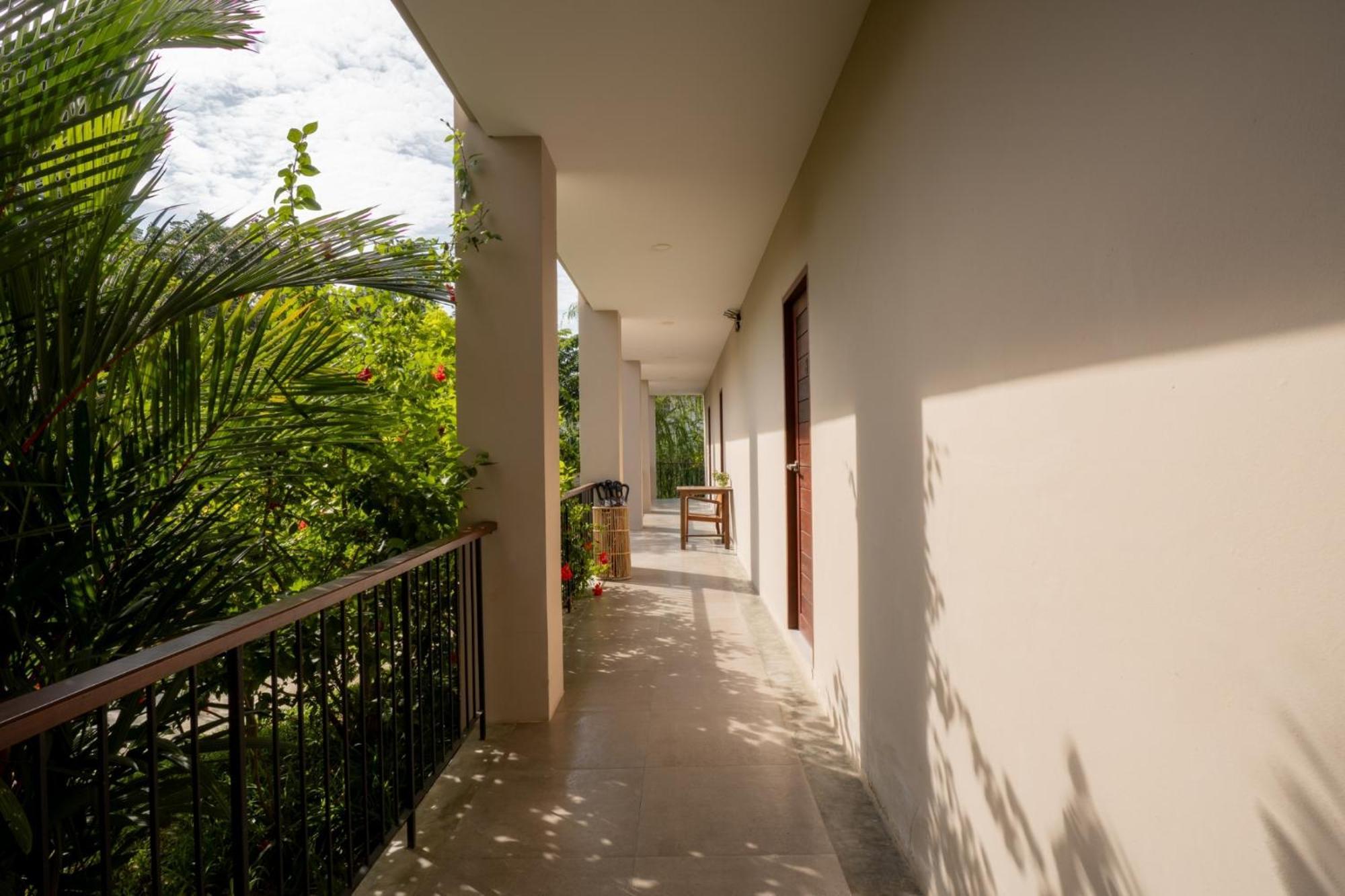 Ploen Pirom Otel Bangkok Dış mekan fotoğraf
