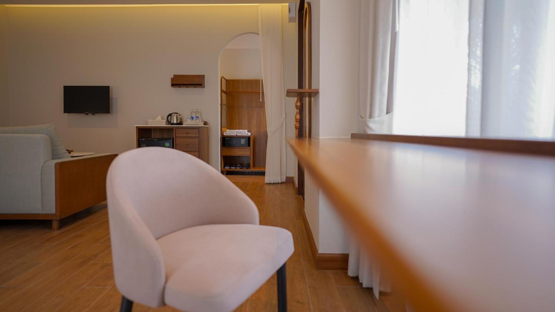 Ploen Pirom Otel Bangkok Dış mekan fotoğraf