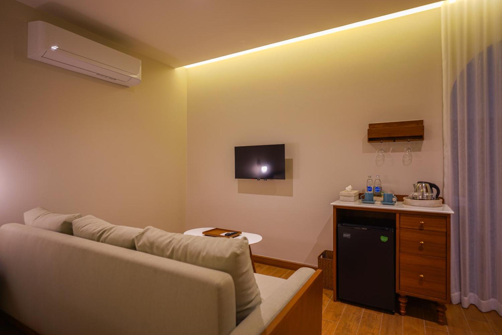 Ploen Pirom Otel Bangkok Dış mekan fotoğraf